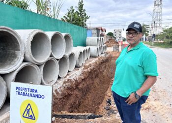 Prefeitura executa obra de drenagem na Av. Pinheiro Machado, no bairro Embratel, em Porto Velho