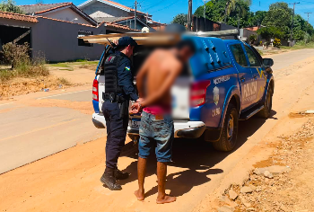 POLÍCIA MILITAR PRENDE SUSPEITOS DE ROUBO E RECUPERA PARTE DOS BENS SUBTRAÍDOS