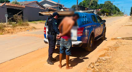 POLÍCIA MILITAR PRENDE SUSPEITOS DE ROUBO E RECUPERA PARTE DOS BENS SUBTRAÍDOS