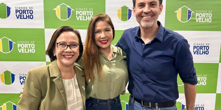 Cristiane Lopes celebra conquista histórica para Porto Velho durante solenidade de doação do Hospital Municipal à UNIR 