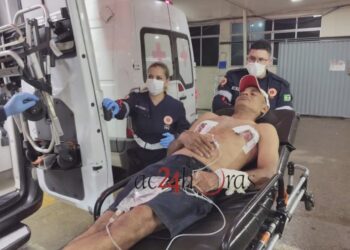 Homem invade residência e fere morador a golpes de faca enquanto dormia