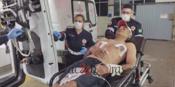 Homem invade residência e fere morador a golpes de faca enquanto dormia