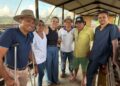 Cláudia de Jesus visita Granja Oliveira a convite do vereador Licomédio e fortalece compromisso com a agricultura familiar em Ji-Paraná