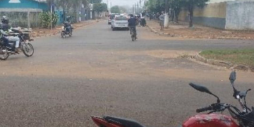 MOTOCICLISTA SEM HABILITAÇÃO É CONDUZIDO À UNISP APÓS SE ENVOLVER EM ACIDENTE EM VILHENA