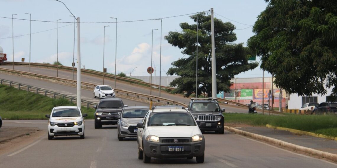 Prazo de regularização anual para veículos com placa final 6 termina no dia 30 de junho