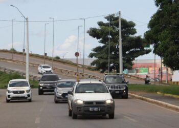 Prazo de regularização anual para veículos com placa final 6 termina no dia 30 de junho