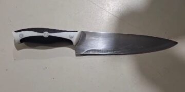 PM APREENDE DOIS ADOLESCENTES PORTANDO UMA FACA