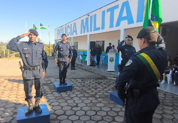 10º BPM REALIZA SOLENIDADE DE PASSAGEM DE COMANDO EM SANTA LUZIA D’OESTE/RO.