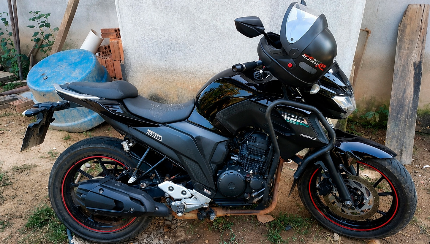 JI-PARANÁ – MOTOCICLETA FURTADA É RECUPERADA PELA POLÍCIA MILITAR NA ZONA RURAL