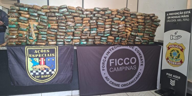 FICCO/Campinas apreende pasta base de cocaína e prende dois suspeitos em Americana/SP