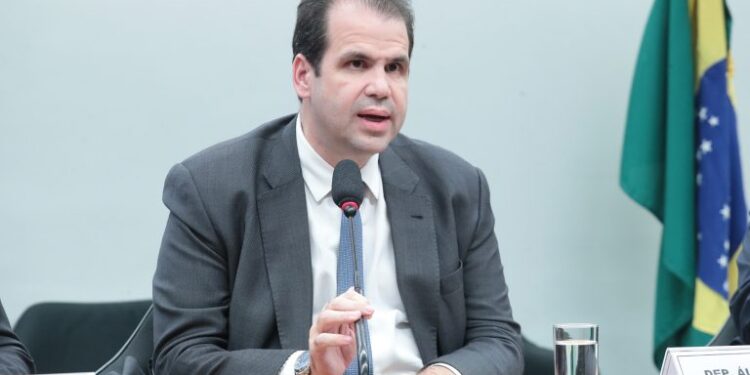Relator vai apresentar na semana que vem parecer sobre mudanças no Código de Trânsito