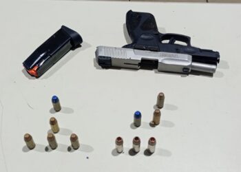 FORÇA TÁTICA: Após buscas em veículo trio é conduzido a central de polícia armado