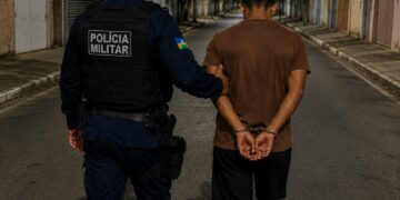 PMRO prende suspeito de violência doméstica após denúncia de agressão em Guajará-Mirim