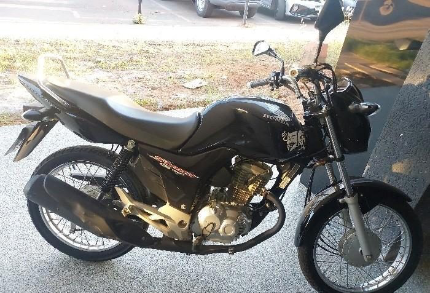 POLÍCIA MILITAR INTERCEPTA MOTOCICLETA APÓS FUGA E APREENDE VEÍCULO COM INDÍCIOS DE ADULTERAÇÃO EM CACOAL