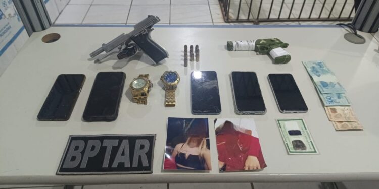 PM APREENDE ARMAS E PRENDE DOIS SUSPEITOS DURANTE OPERAÇÃO CONTRA O CRIME ORGANIZADO EM PORTO VELHO