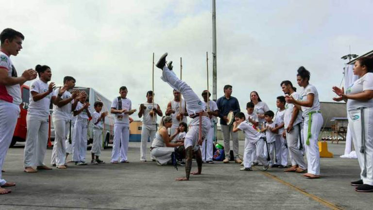 Lei cria Dia Nacional da Capoeira