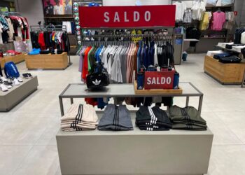 Temporada de liquidações movimenta varejo e atrai consumidores em Porto Velho