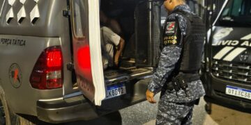 Boca de fumo reabre no Teixeirão e é fechada pela Força Tática no início da noite