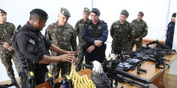 Visita da IGPM reforça parceria entre Exército Brasileiro e PMRO