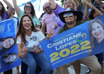 Cristiane Lopes dá início à campanha com grande adesivaço e mobilização em Porto Velho