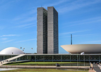 Eleições deste ano vão definir 54 vagas no Senado e todas as 513 vagas da Câmara