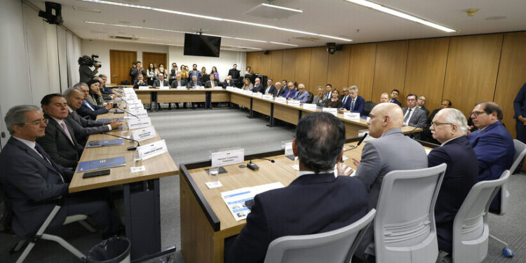 Presidente do TJRO participa de reunião no STF sobre atuação do Judiciário no combate ao crime organizado