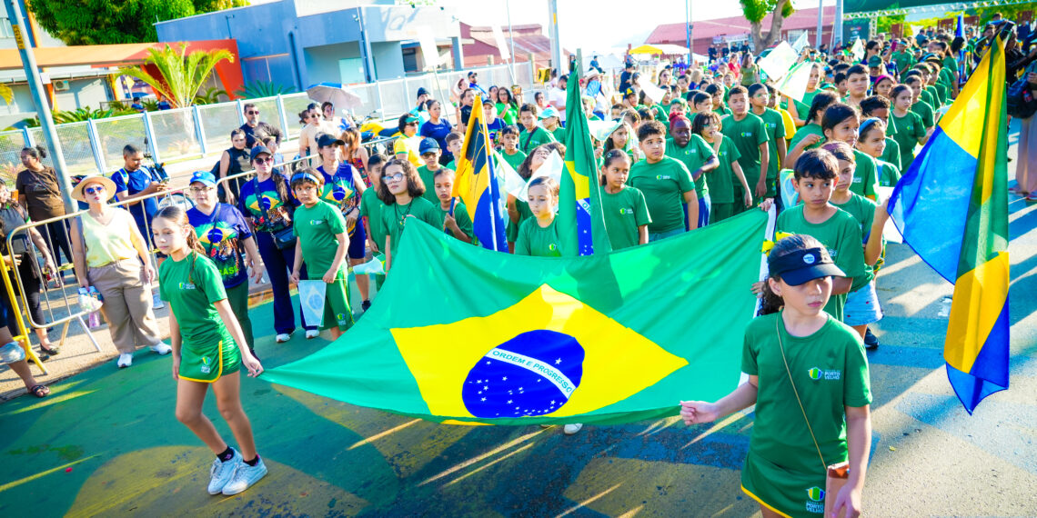 Estudantes dão início às celebrações da Semana da Pátria em Porto Velho