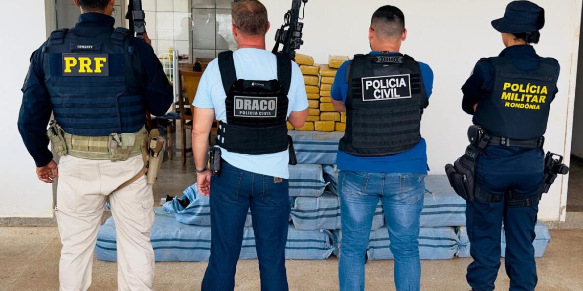 Ação conjunta entre PRF e forças de segurança resulta na apreensão de mais de meia tonelada de drogas em Alvorada do Oeste/RO