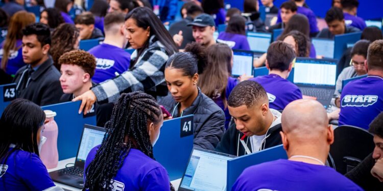 Novas oportunidades do CIEE para os programas de estágio e aprendizagem movimentam mercado para jovens em Rondônia