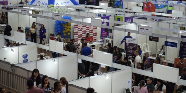 Mais de mil vagas estarão disponíveis no Feirão de Emprego