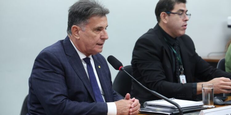 Comissão adia votação de mudanças no Código de Trânsito para depois das eleições