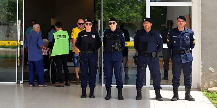 POLÍCIA MILITAR DE RONDÔNIA GARANTE SEGURANÇA DAS ELEIÇÕES NO CONE-SUL DO ESTADO