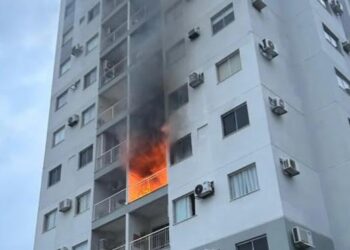 Veja o Vídeo: Incêndio em condomínio de Porto Velho