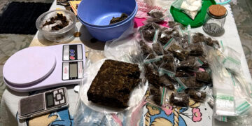 POLÍCIA MILITAR PRENDE SUSPEITO DE TRÁFICO DE DROGAS E APREENDE ENTORPECENTES EM JI-PARANÁ