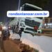 Acidente com carreta-tanque deixa óleo na pista e derruba motociclistas em Porto Velho