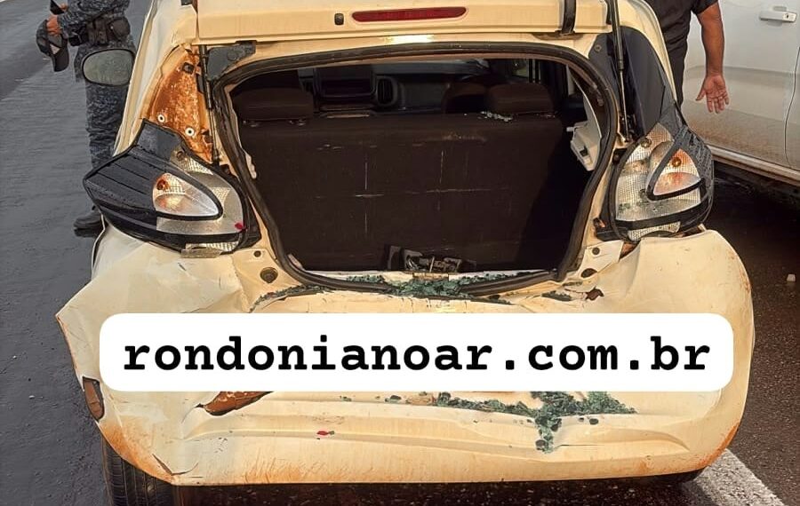 Policiais feridos após carreta atingir viatura em trecho de “pare e siga” na BR-364