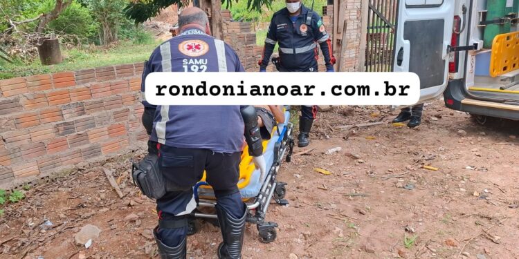 Vítima é espancada por várias pessoas após suposta dívida de R$ 20, em Porto Velho