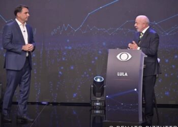 Lula e Flávio fazem primeiro debate das eleições na TV Band