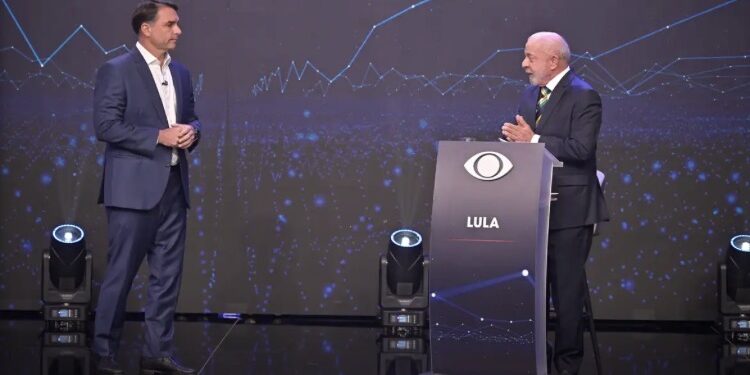 Lula e Flávio fazem primeiro debate das eleições na TV Band
