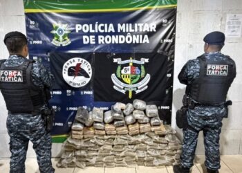 FORÇA TÁTICA DO 5º BPM LOCALIZA ENTORPECENTES EM IMÓVEL ABANDONADO NO BAIRRO SÃO FRANCISCO