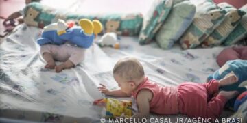 Quedas: mais de 330 mil crianças foram internadas no Brasil em 10 anos