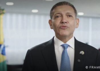 TSE nega acusação de Flávio sobre expulsão de fiscais de sala-cofre