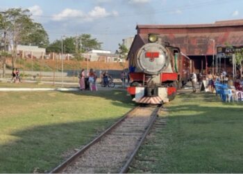 Retorno da Locomotiva 18 resgata a história de Porto Velho e emociona gerações