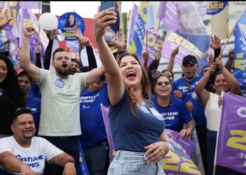 Cristiane Lopes é a deputada federal mais votada do Podemos e garante reeleição
