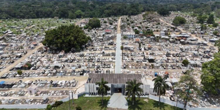 Santo Antônio passa por nova operação de limpeza antes do Dia de Finados