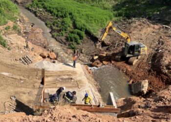 Cai N’água avança na recuperação de área histórica com liberação do tráfego