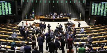Câmara aprova novo limite de enquadramento para microempreendedor individual e inclui perdão de dívidas