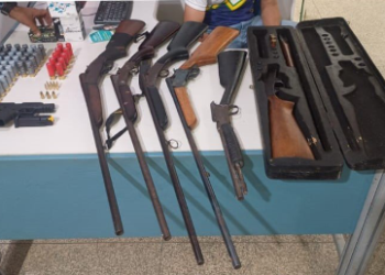 Quatro suspeitos são detidos na BR-364 com armas e objetos furtados em Ariquemes
