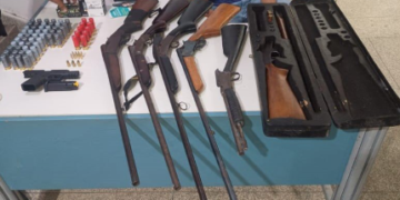 Quatro suspeitos são detidos na BR-364 com armas e objetos furtados em Ariquemes