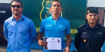 SUBTENENTE PM GLEISON RECEBE CERTIFICADO DE DESTAQUE OPERACIONAL